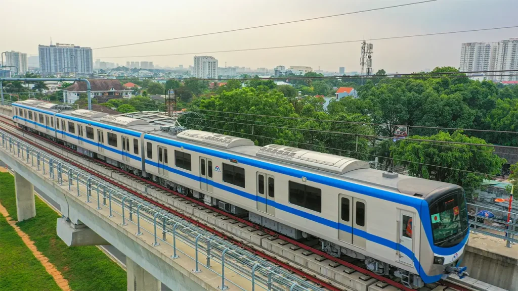 Cận cảnh thiết kế đầu tàu Metro Số 1 TP.HCM
